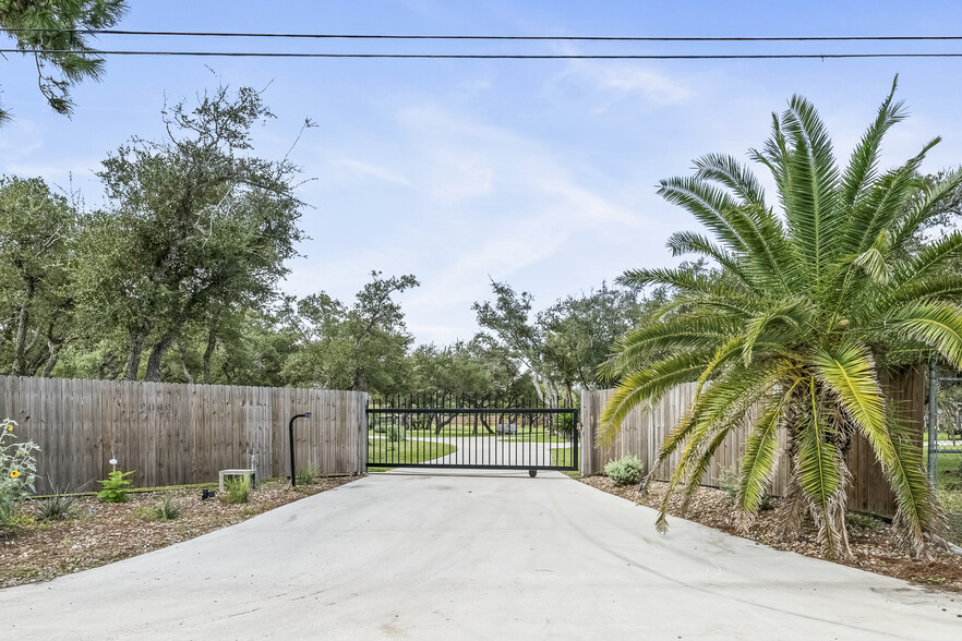 Primary Photo Of 2009 Jocelyn Rd, Aransas Pass Specialty For Sale