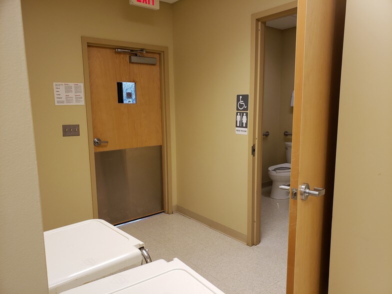 More Photos Of 1450 Parkside Ave, Ewing Medical For Lease