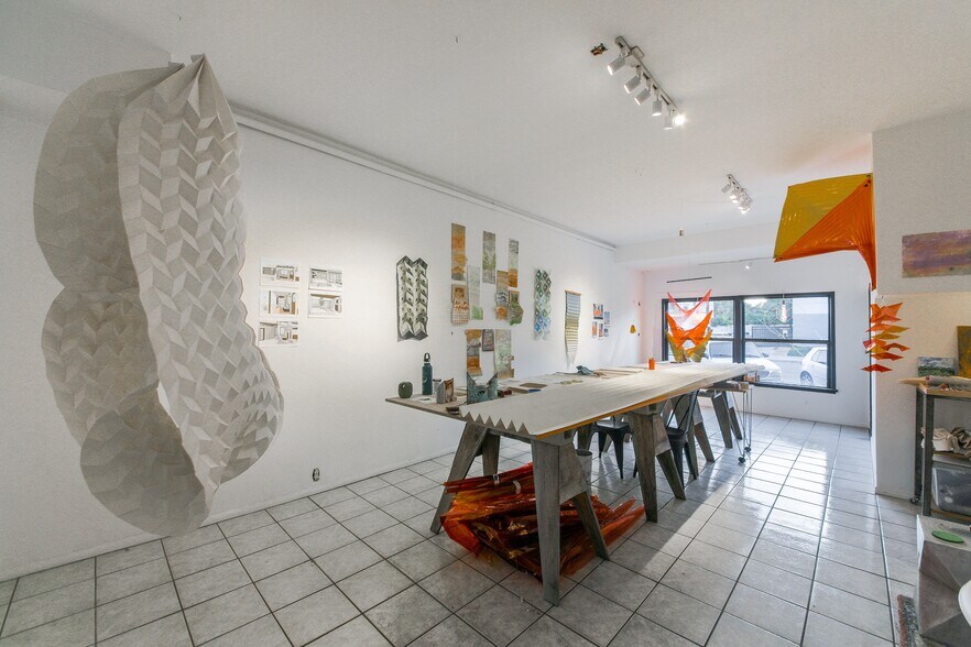 More Photos Of 2646 La Cienega Ave, Los Angeles Storefront Retail Residential For Sale