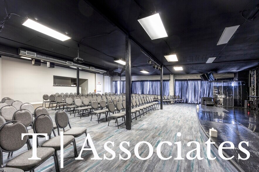 More Photos Of 6205-6215 Laurel Canyon Blvd, North Hollywood Office For Lease