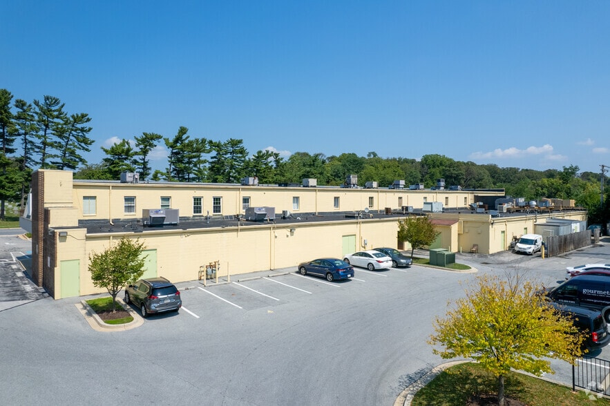 More Photos Of 3709-3725 Old Court Rd, Pikesville Unknown For Lease