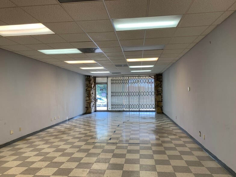 More Photos Of 901-1039 Truman St, San Fernando Unknown For Lease