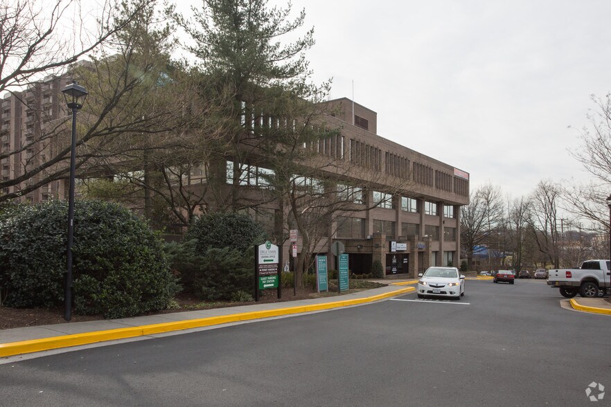 More Photos Of 9401 Lee Hwy, Fairfax Office For Lease