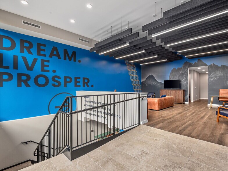 More Photos Of 39 Patton Ave, Asheville Office For Lease