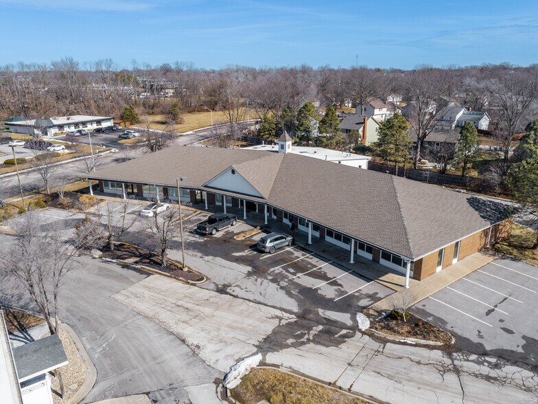 More Photos Of 11813 W 77th St, Lenexa Office For Sale