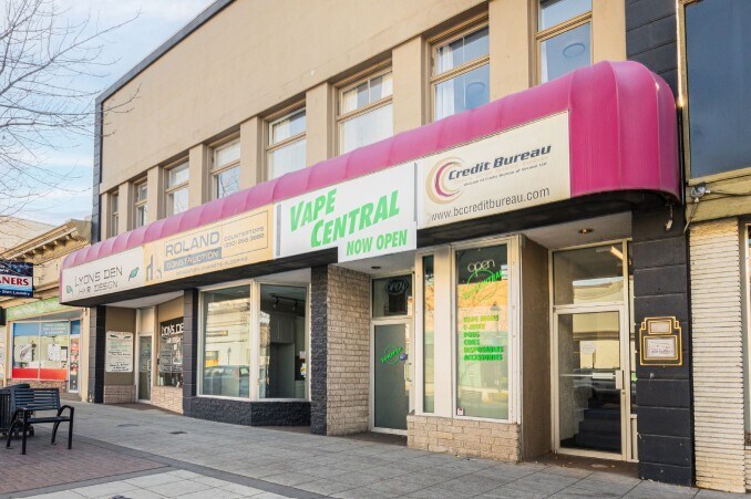 More Photos Of 3312-3316 30 Av, Vernon Storefront Retail Office For Sale