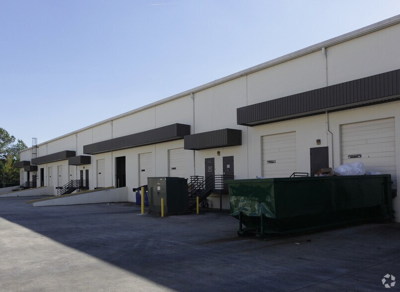 More Photos Of 3715 Atlanta Industrial Pky N, Atlanta Warehouse For Lease
