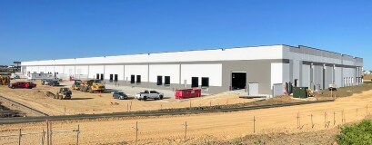 More Photos Of 4940 Cake Pky, Deforest Warehouse For Lease