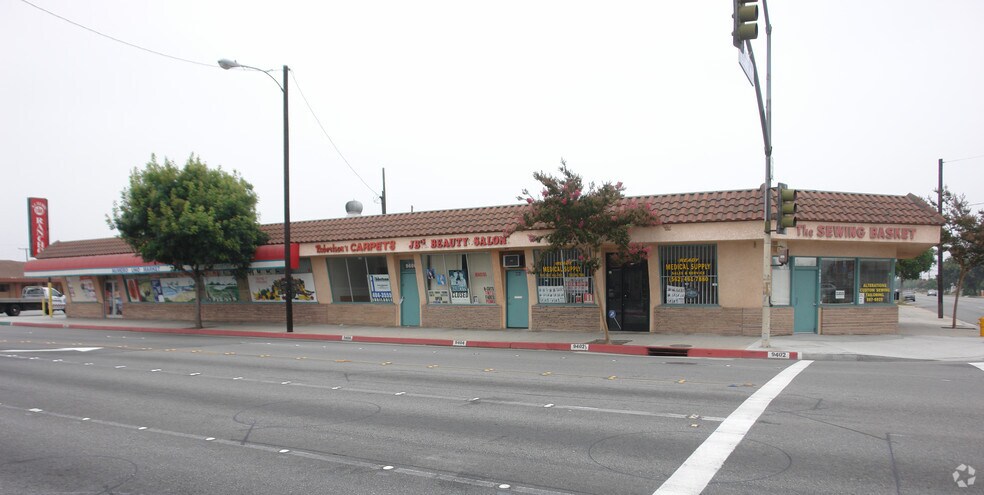 More Photos Of 9402-9410 Somerset Blvd, Bellflower Storefront For Lease