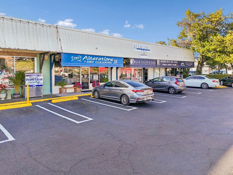 More Photos Of 510-520 Indian Rocks Rd, Largo Unknown For Lease