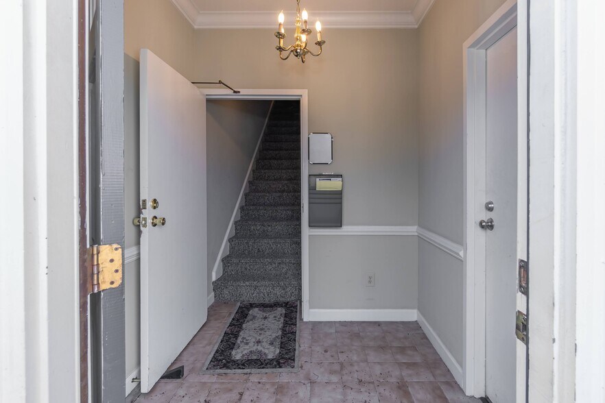 More Photos Of 5854-5862 Faringdon Pl, Raleigh Office For Lease
