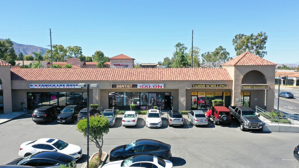 More Photos Of 1252 W 6th St, Corona Storefront For Sale