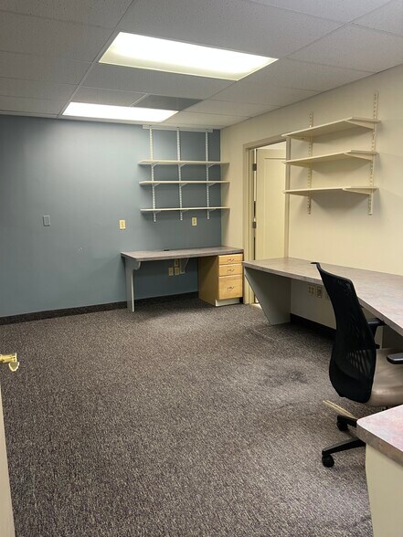 More Photos Of 401-423 Coventry Dr, Phillipsburg Medical For Sale