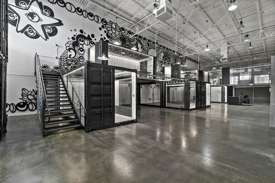 More Photos Of 7620 NW 25th St, Miami Distribution For Lease