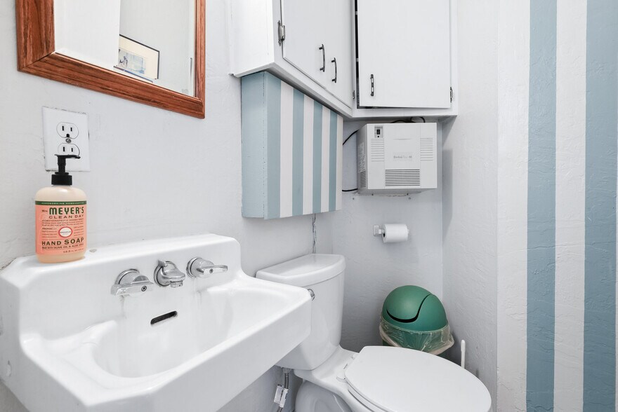 More Photos Of 111 Dakota Ave, Santa Cruz Medical For Sale