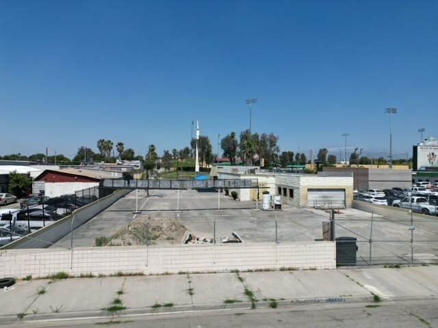 More Photos Of 247 S E St, San Bernardino Carwash For Sale