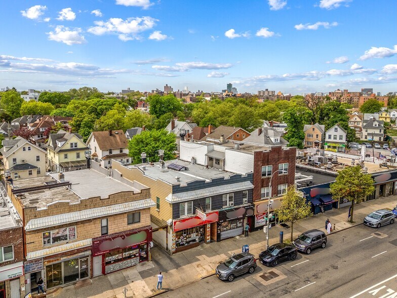 More Photos Of 15226-15228 Northern Blvd, Flushing General Retail For Sale