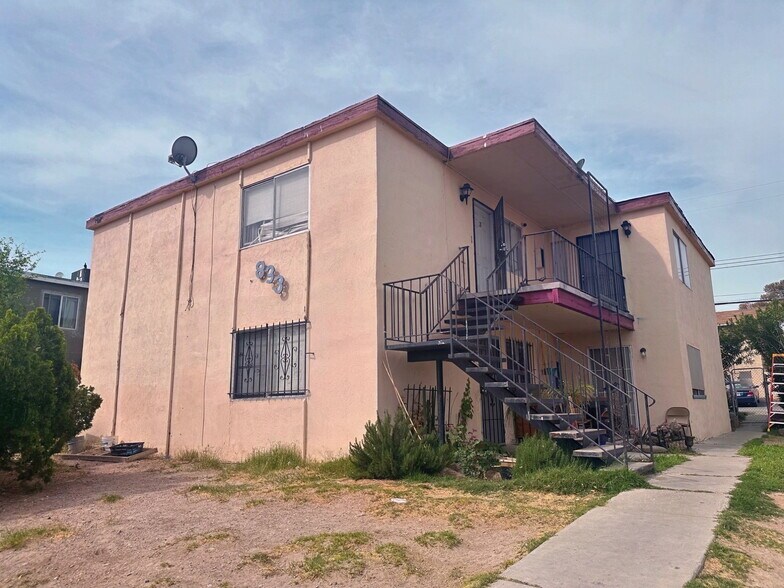 More Photos Of 833 Bruce St, Las Vegas Apartments For Sale