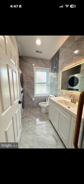 More Photos Of 621 Summit St, King Of Prussia Storefront Retail Residential For Sale
