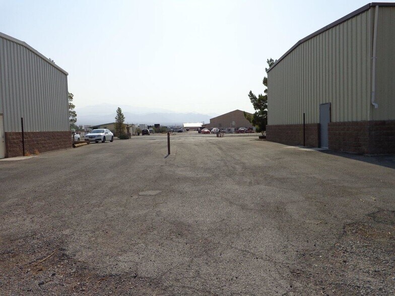 More Photos Of 800 Margaret St, Pahrump Manufacturing For Lease