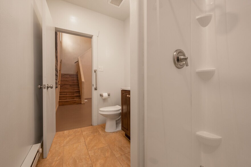 More Photos Of 1400 Maclovia Ln, Santa Fe Office Residential For Sale