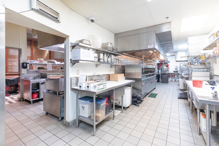 More Photos Of 1000 K St, Sacramento Restaurant For Lease