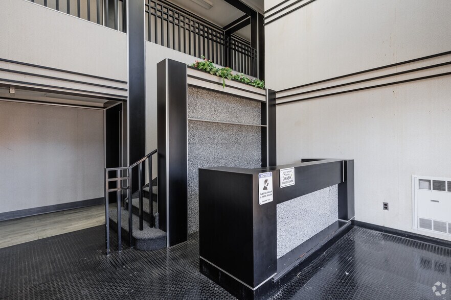 More Photos Of 429 Getty Ave, Clifton Office For Lease