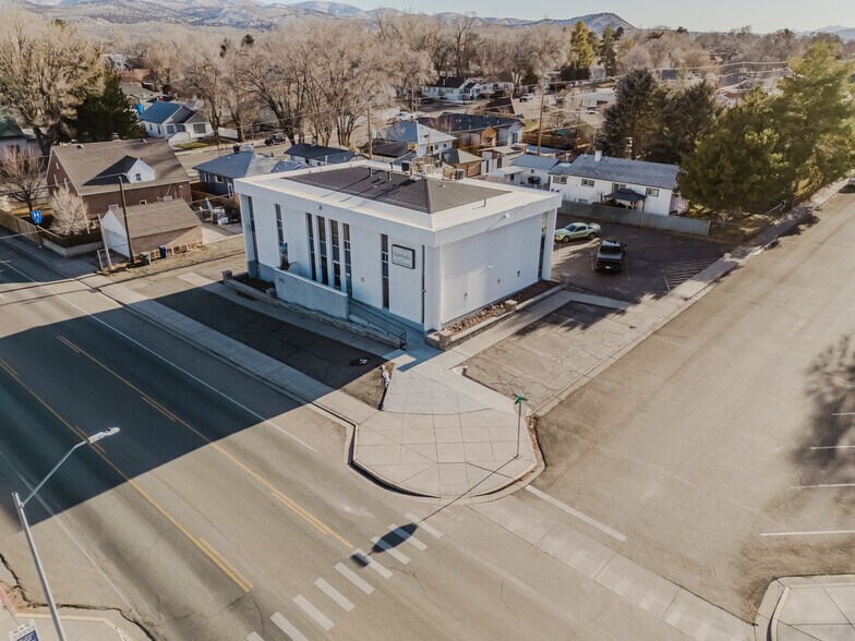 More Photos Of 975 5th St, Elko Office For Lease