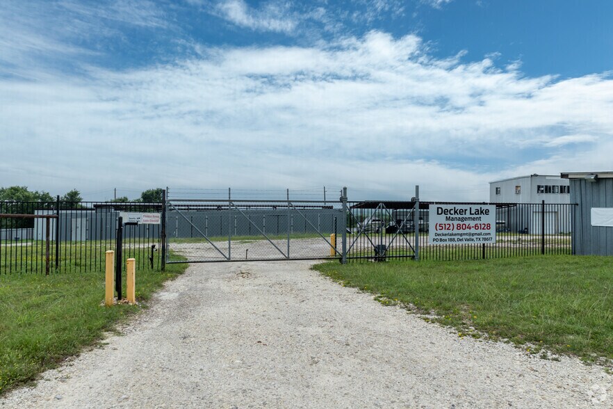 More Photos Of 6480/ 6510 Blue Bluff Road, Austin Land For Sale