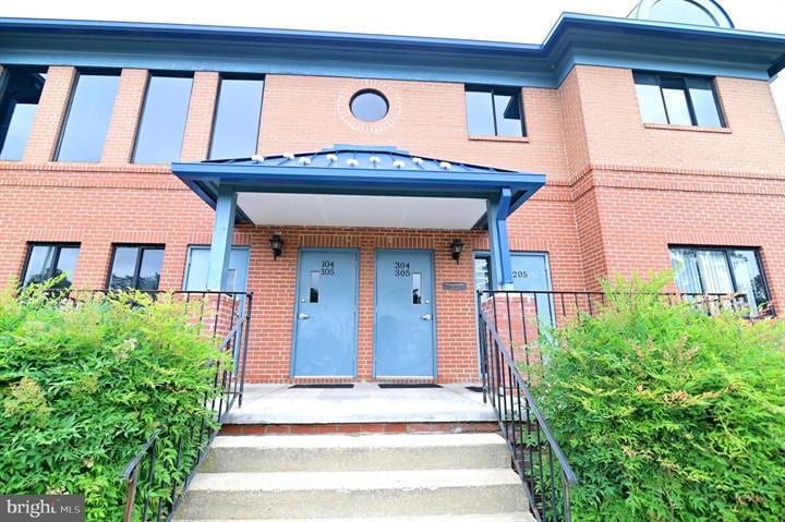 More Photos Of 605 Post Office Rd, Waldorf Medical For Sale