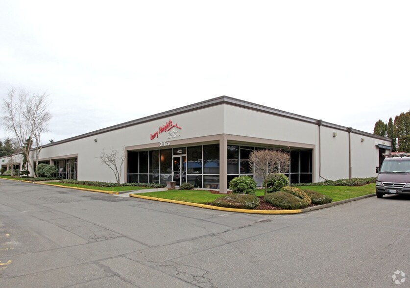 More Photos Of 15203-15209 NE 95th St, Redmond Manufacturing For Lease