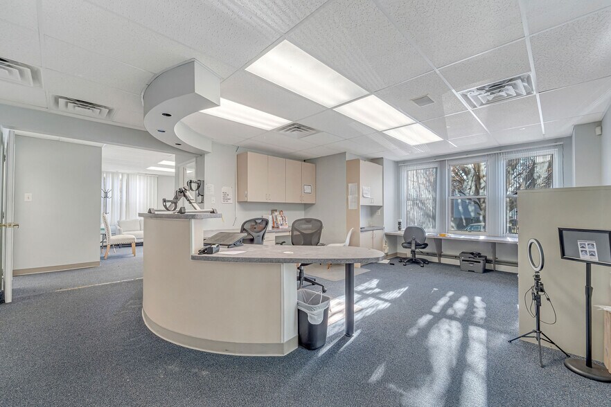 More Photos Of 535 Monmouth St, Gloucester City Medical For Sale