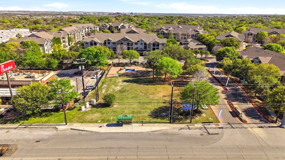 More Photos Of Austin Highway, San Antonio Land For Sale