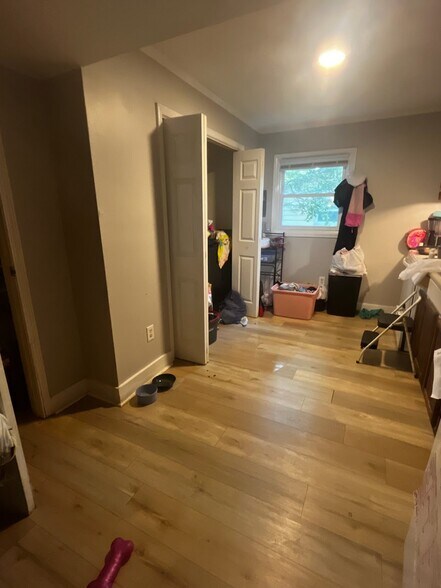 More Photos Of , Gallatin Multifamily For Sale