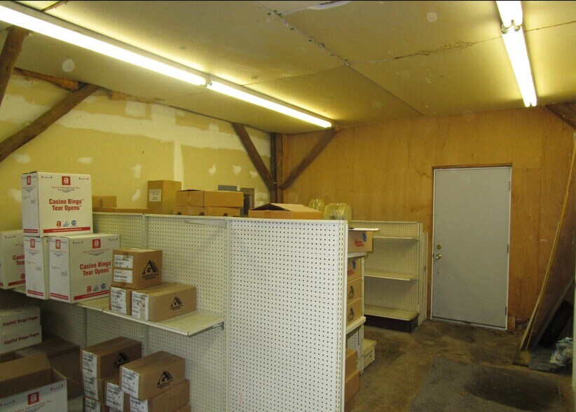 More Photos Of 4735 S Straits Hwy, Indian River General Retail For Sale