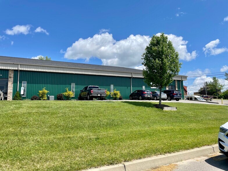 More Photos Of 1123 Lee Ave, Farrell Warehouse For Sale