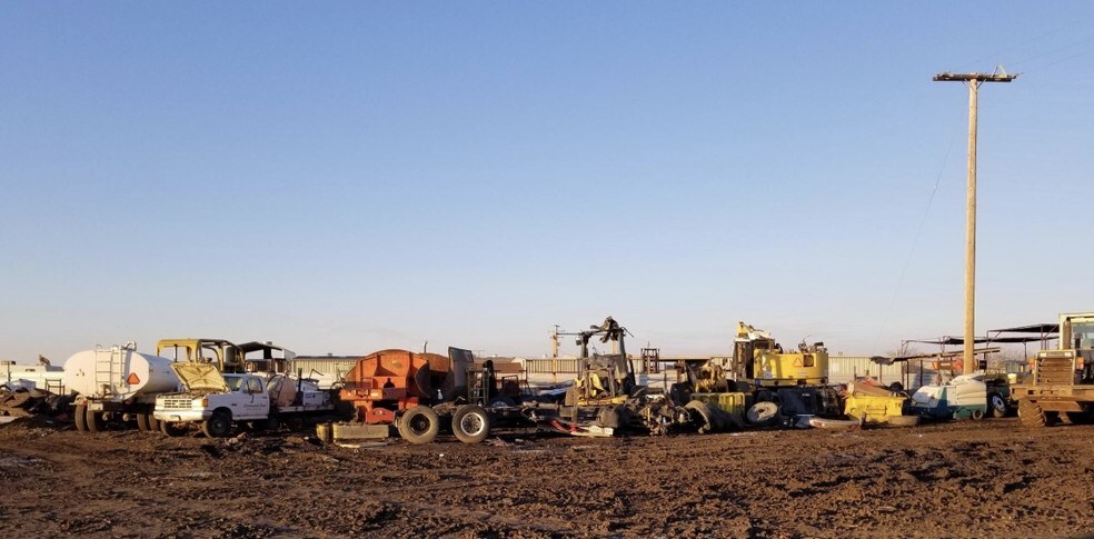 More Photos Of 3615 S K St, Tulare Recycling Center For Sale