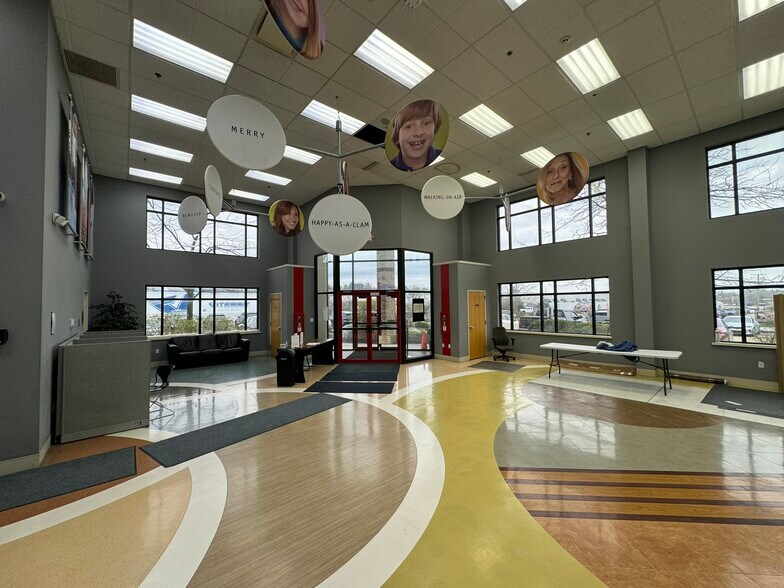 More Photos Of 16077 Industrial Pky, Middlefield Warehouse For Sale