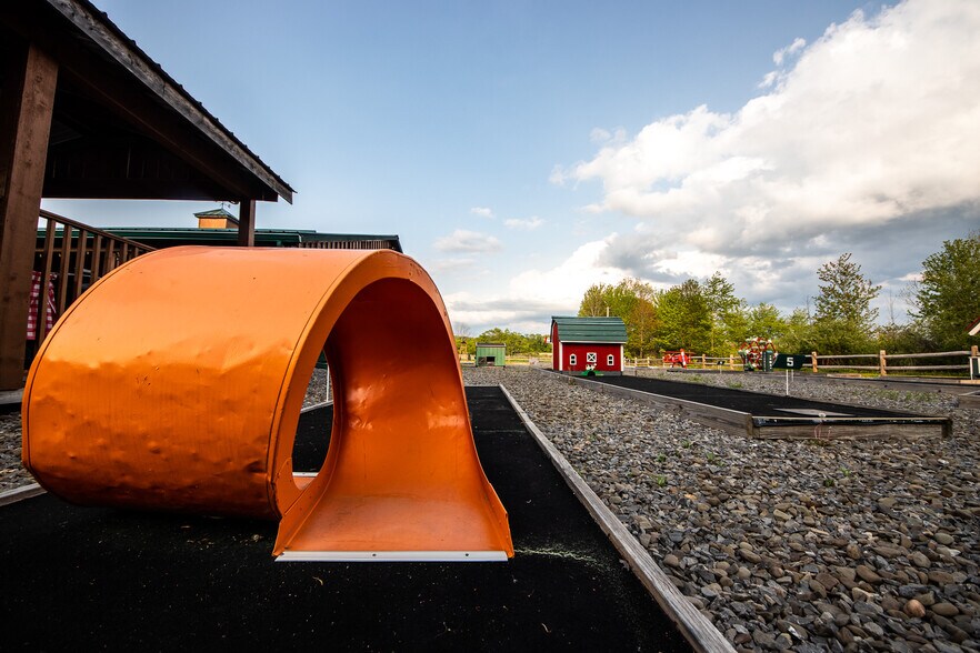 More Photos Of 1364 County Highway 12 rd, Mount Vision Storefront For Sale