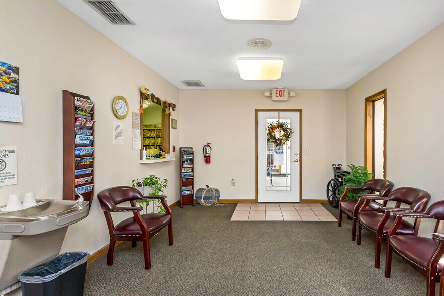 More Photos Of 701 N Hercules Ave, Clearwater Medical For Lease