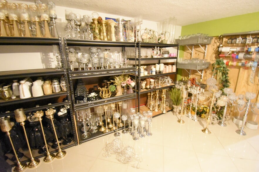 More Photos Of 401 Pennsylvania St, South Houston Lodge Meeting Hall For Sale