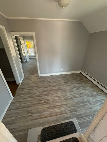 More Photos Of 1 Spring St, Hope Valley Restaurant For Sale