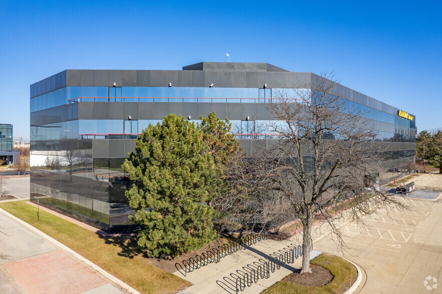 More Photos Of 900 National Pky, Schaumburg Office For Lease