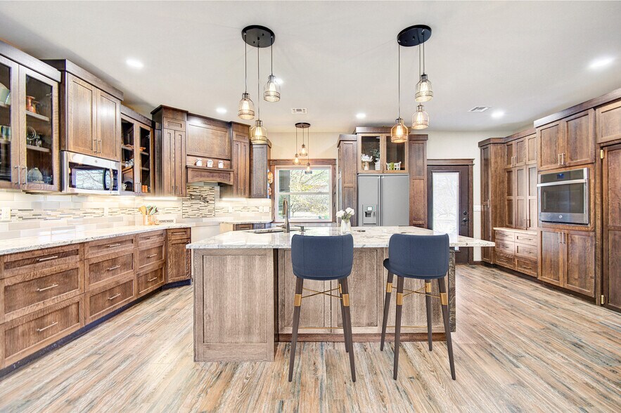 More Photos Of 4748 N 4318, Pryor Flex For Sale