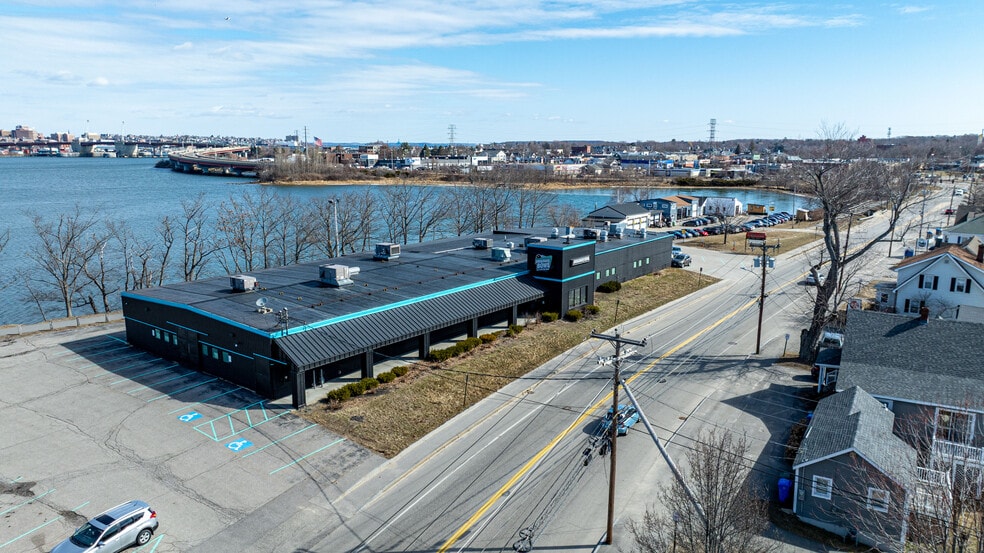 More Photos Of 725 Broadway, South Portland Restaurant For Sale