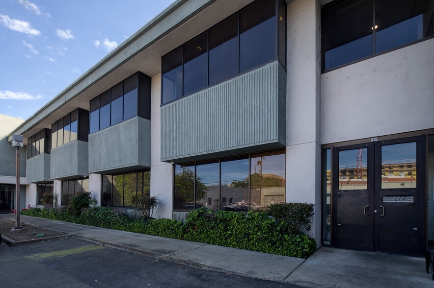 More Photos Of 815 S St, Sacramento Office For Sale