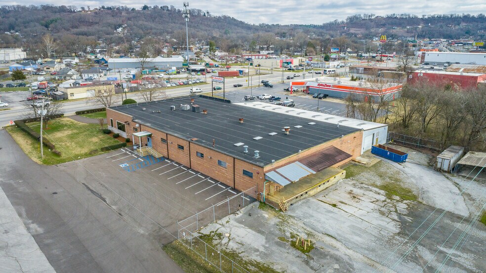 More Photos Of 4301 Rossville Blvd, Chattanooga Service For Lease