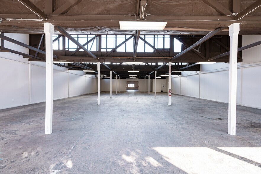 More Photos Of 842 Lighthouse Ave, Monterey Freestanding For Lease