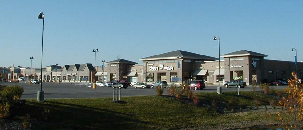 Primary Photo Of 1280-1300 Brown St, Oconomowoc Unknown For Lease