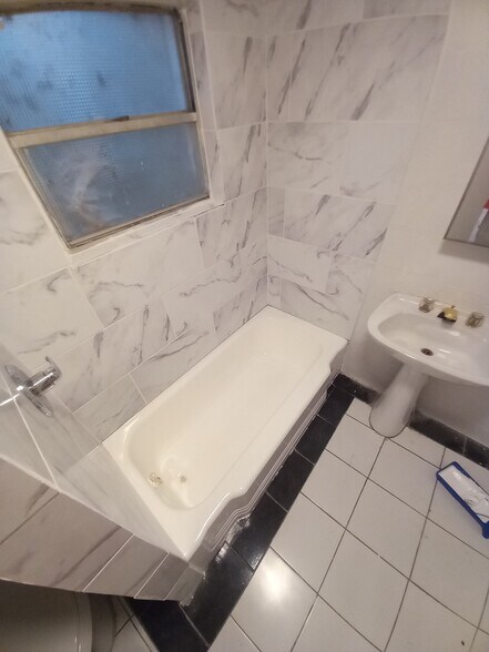 More Photos Of 1424 S 12th St, Fort Smith Multifamily For Sale